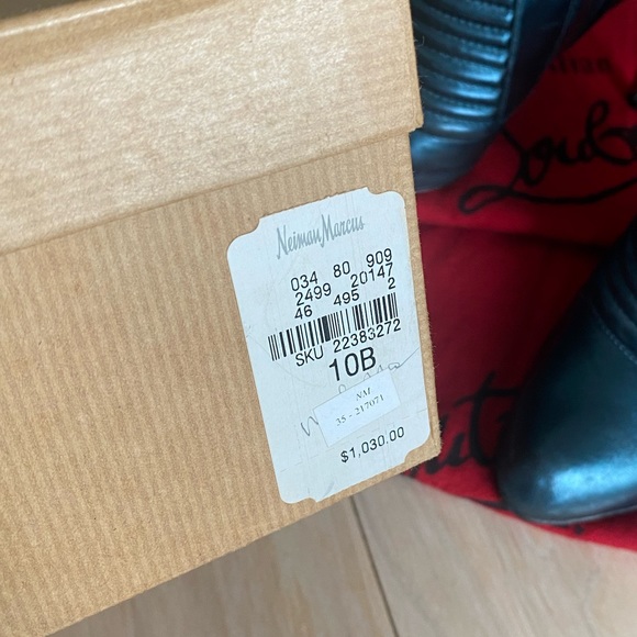 Christian Louboutin Sigourney ankle Booties 40 - Picture 7 of 9